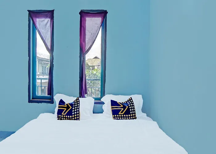 Spot On 91918 Najla Guest House Syariah Parit 