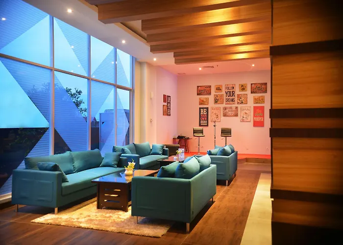 Ayola First Point Hotel Pekanbaru